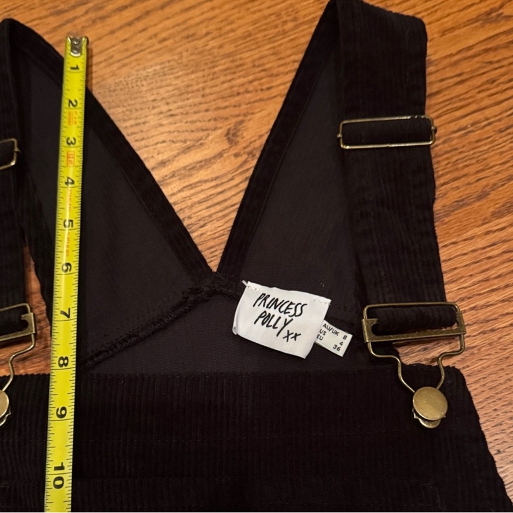 Princess Polly Kacey shorts overalls - Picture 3 of 8